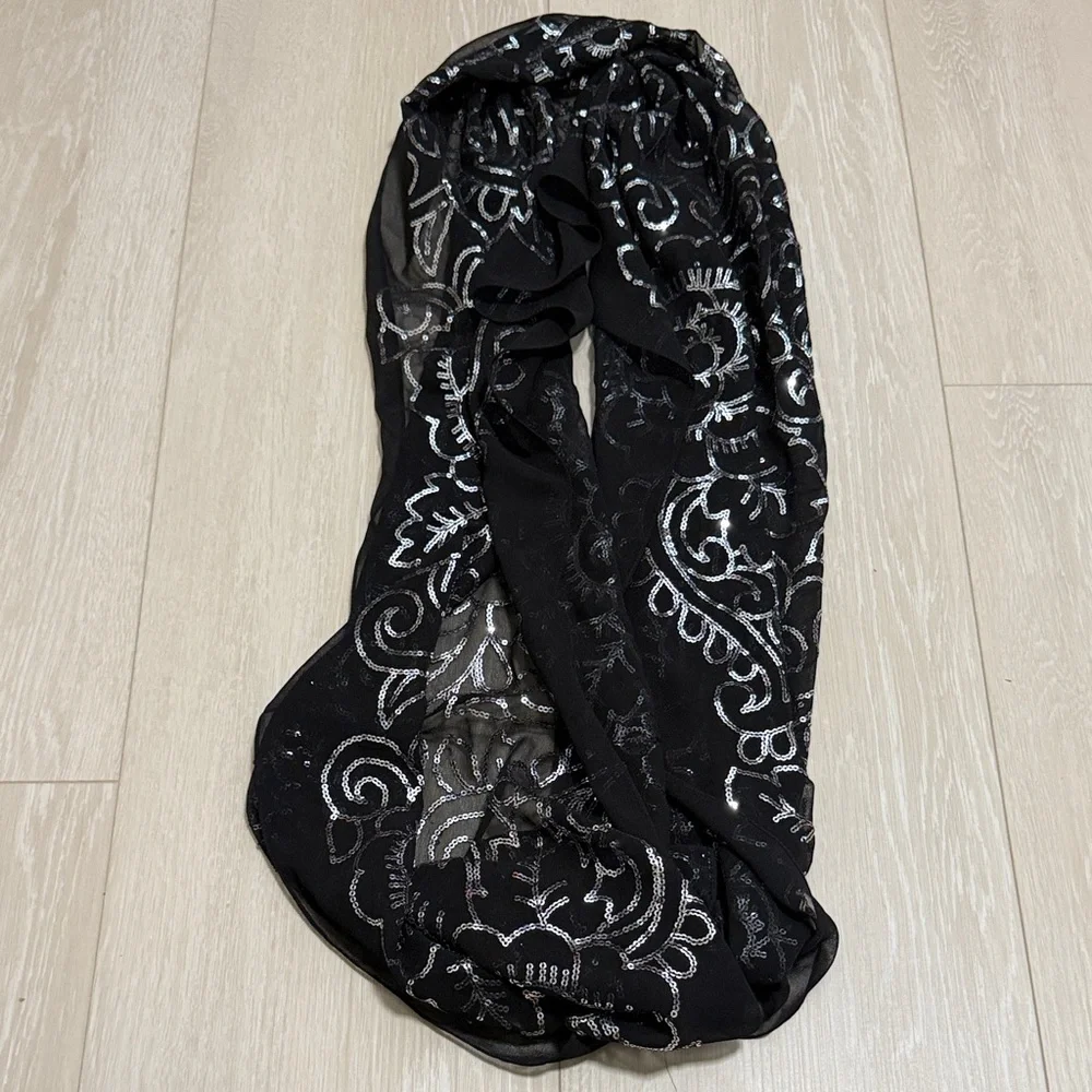 ✨ Black and Silver Floral Embroidered Sequined Scarf